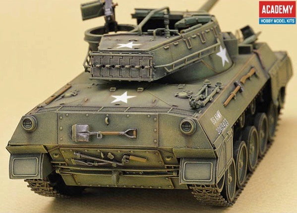 Academy MILITARY MODEL Academy 1/35 M18 Hellcat US Tank Kit