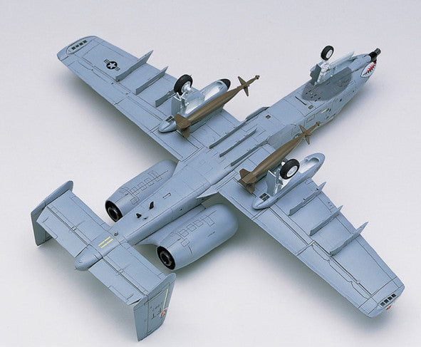 Academy MODEL AIRPLANES Academy 1/72 A10A Warthog Attacker OIF Kit