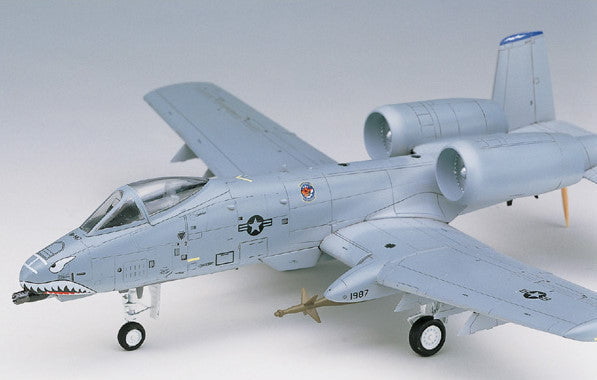Academy MODEL AIRPLANES Academy 1/72 A10A Warthog Attacker OIF Kit