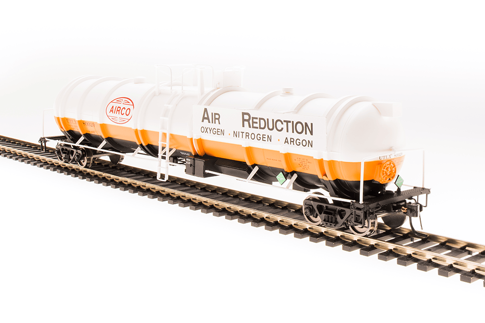 Broadway Limited Imports Tank Car BLI 6319 HO Scale Cryogenic Tank Car AirCo (Liquid Argon) UTLX Single Car