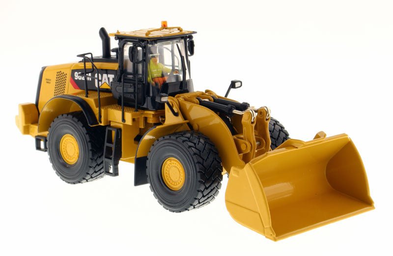 Diecast Masters Cat® 982M Wheel Loader - 1/50