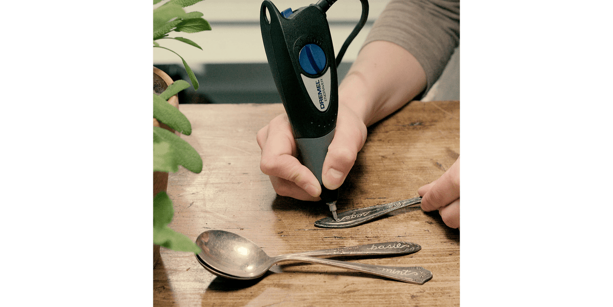 Dremel Tools Dremel 290-02 Corded Micro Engraver Kit