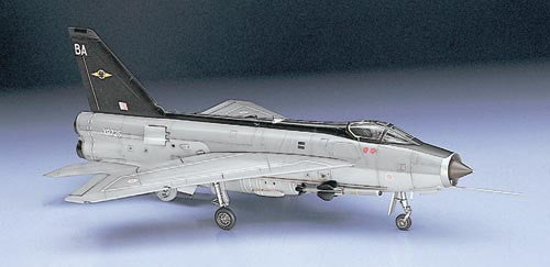 Hasegawa MODEL AIRPLANES Hasegawa 1/72 Lightning F MK 6 Aircraft Kit