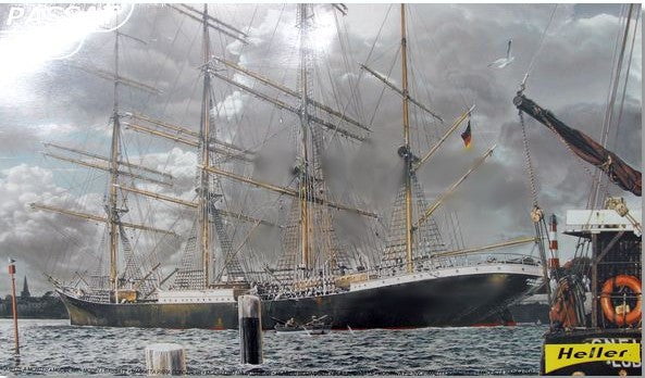 Heller MODEL SHIPS Heller 1/150 Passat Sailing Ship Kit