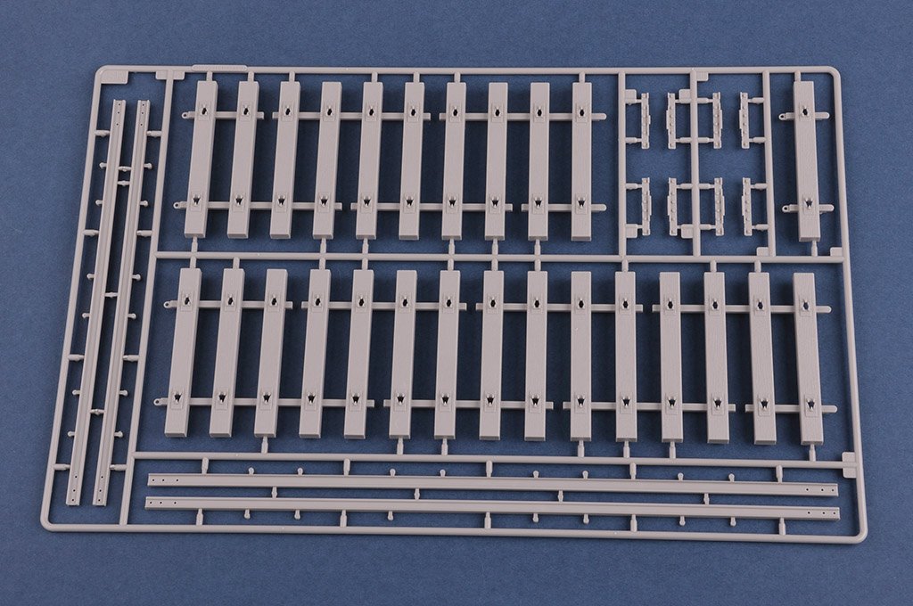 Hobby Boss MILITARY MODEL Hobby Boss 1/35 Soviet MBV-2 (Late KT-28 Gun) Kit