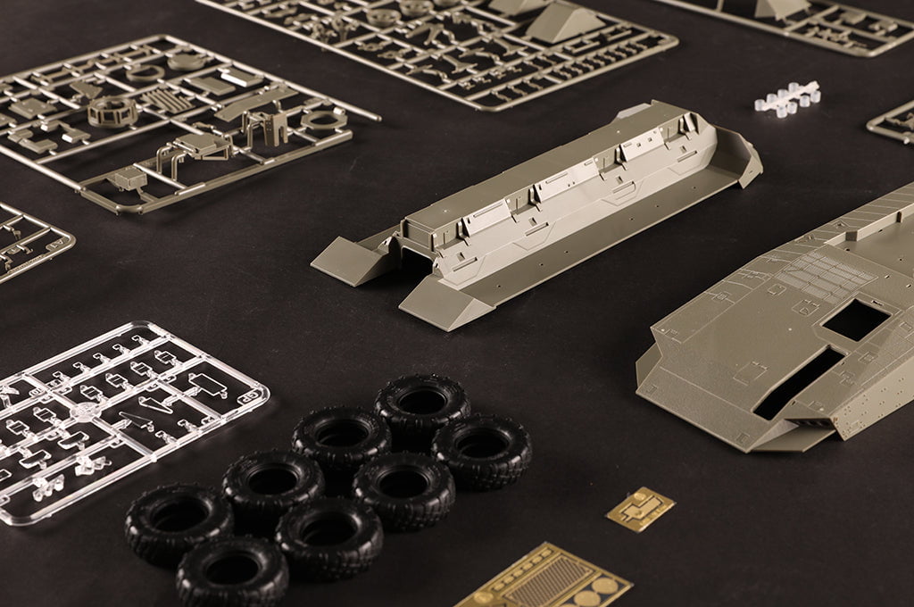Hobby World MILITARY MODEL Hobby Boss 1/35 IDF Eitan Wheeled APC (Armored Personnel Carrier) Kit