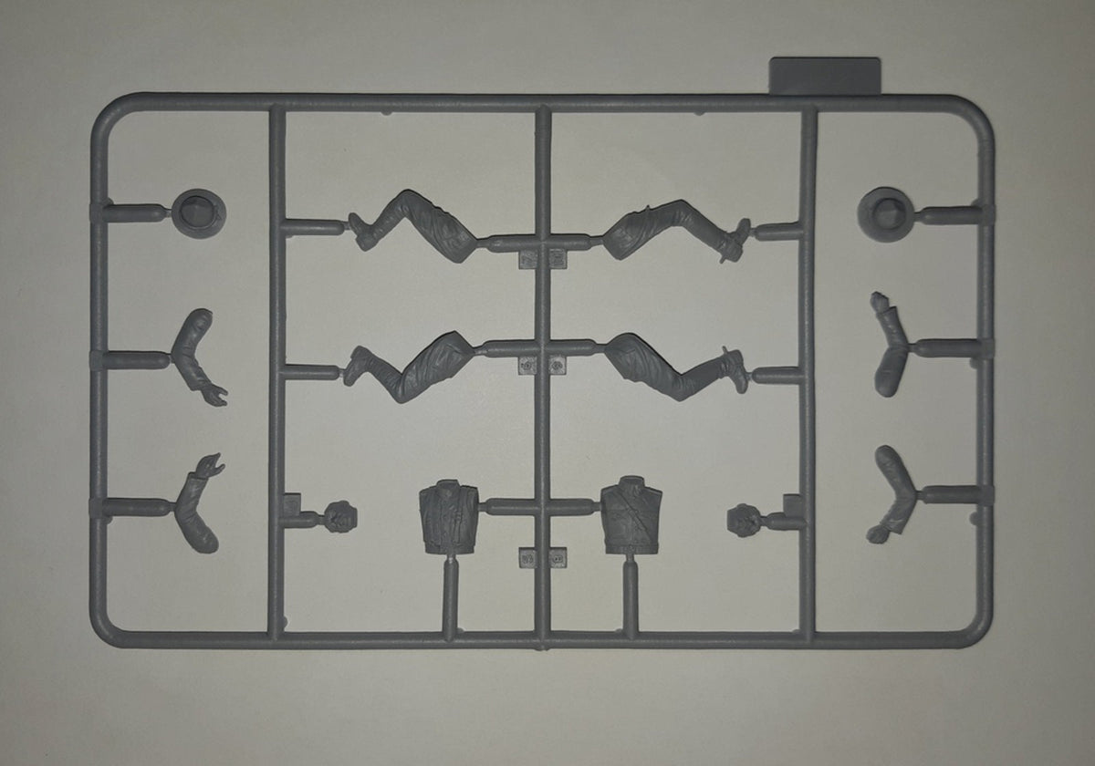 ICM Models MILITARY MODEL ICM Models 1/35 US Drivers 1917-1918 (2) (New Tool) Kit