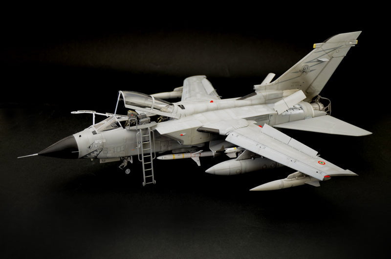 Italeri MODEL AIRCRAFT Italeri 1/32 Tornado ECR Jet Aircraft Kit