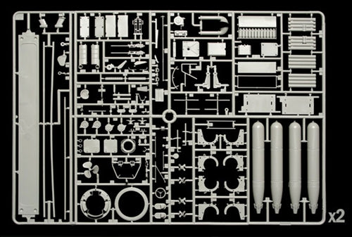 Italeri MODEL SHIPS Italeri 1/35 Elco 80' PT596 Torpedo Boat Kit