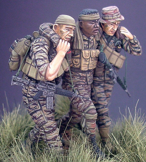 Master Box MILITARY MODEL Master Box Ltd 1/35 Head for the Huey! US Soldiers Vietnam (5) Kit