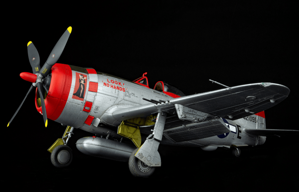 MiniArt 1/48 Aircraft MiniArt 48023 1/48 P-47D 30RE Thunderbolt Basic Model Kit