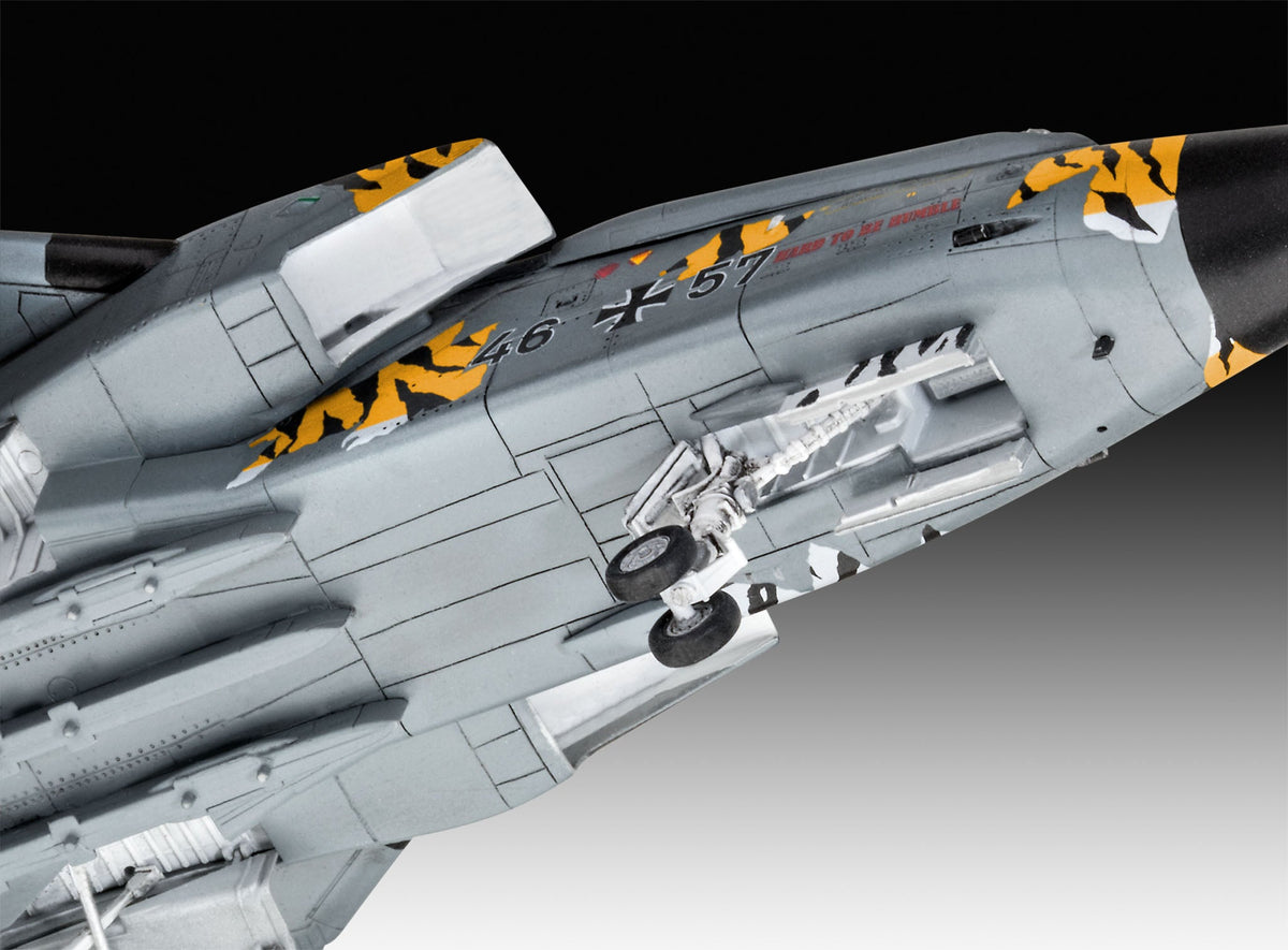 Revell Germany MODEL AIRCRAFT Revell Germany 1/72 Tornado ECR Tiger Meet 2018 Fighter Kit