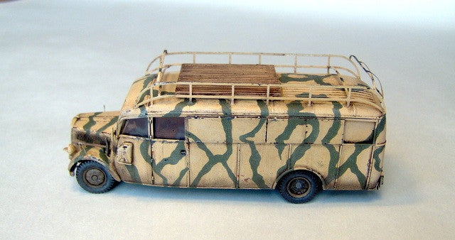 Roden MILITARY MODELS Roden 1/72 Opel Blitz 3.6-47 Stabswagen Omnibus Kit
