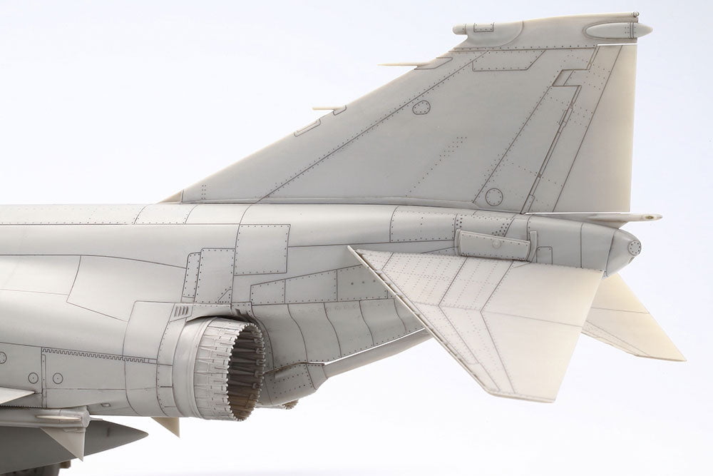 Tamiya MODEL AIRCRAFT Tamiya 1/48 McDonnell Douglas™ F-4B Phantom II™ Kit