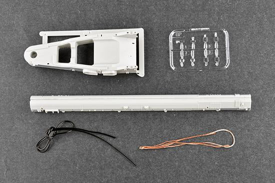 Trumpeter MILITARY MODEL Trumpeter 1/35 Soviet 2P16 Launcher w/2K6 Luna (FROG5) Missile (New Variant) Kit