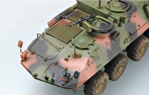 Trumpeter MILITARY MODEL Trumpeter 1/35 USMC LAV-C2 Light Armored Command & Control Vehicle Kit