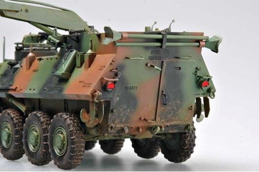 Trumpeter MILITARY MODEL Trumpeter 1/35 USMC LAV-R Light Armored Recovery Vehicle Kit