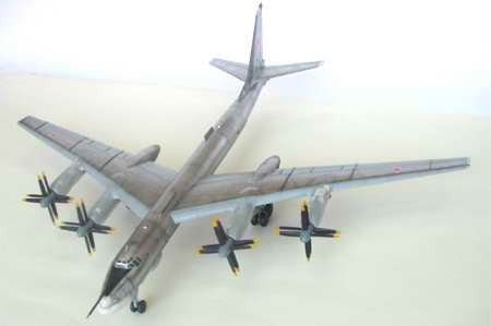 Trumpeter MODEL AIRPLANES Trumpeter 1/72 Tupolev Tu95MS Bear H Bomber Kit