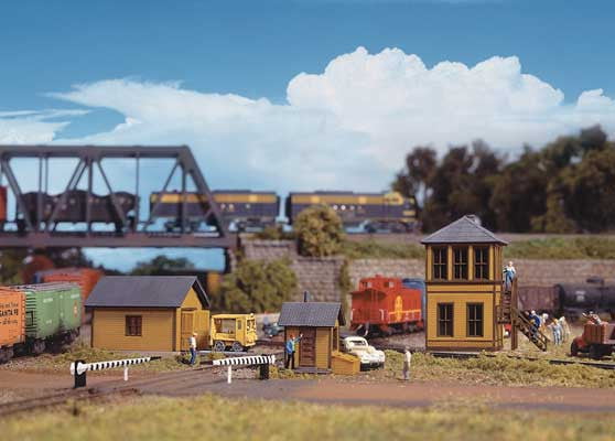 Walthers Cornerstone Walthers 933-3852 Trackside Structures Set N Scale
