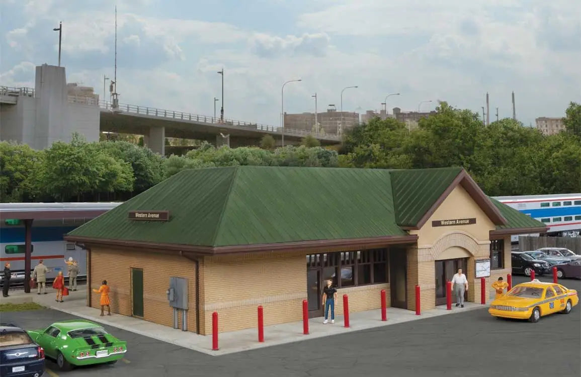 Walthers Cornerstone Walthers Cornerstone Modern Suburban Station (HO Scale) Part# 933-4095