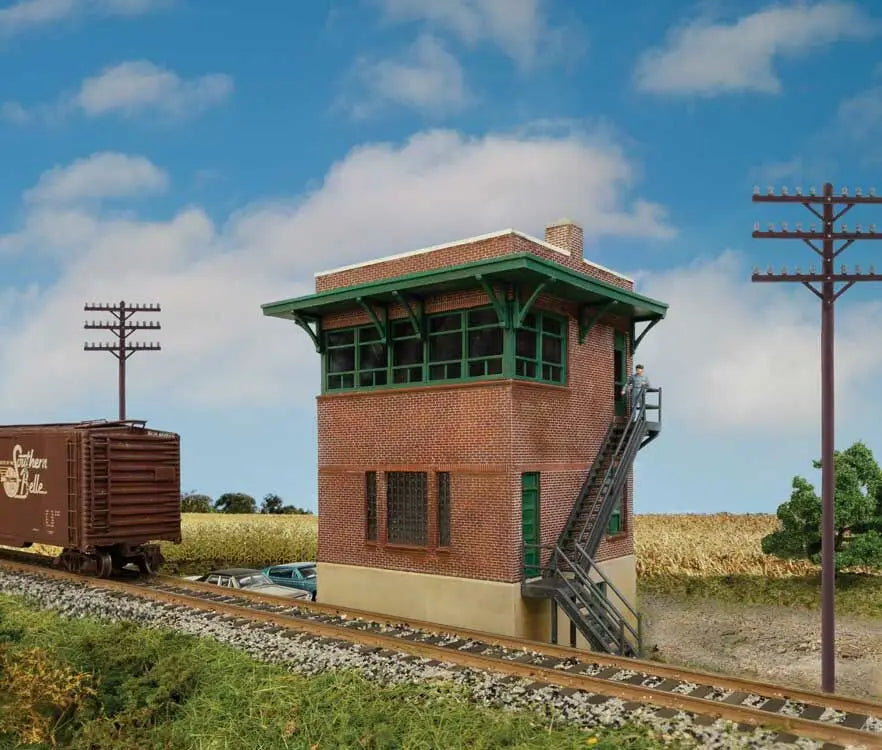 Walthers Cornerstone Walthers Cornerstone Pennsylvania Railroad Brick Interlocking Tower w/Flat Roof (HO Scale) Part# 933-3554