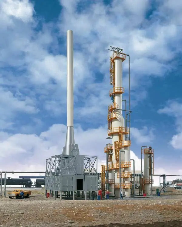 Walthers Cornerstone Walthers Cornerstone United Petroleum Refining - Kit (HO Scale) Part# 933-3705