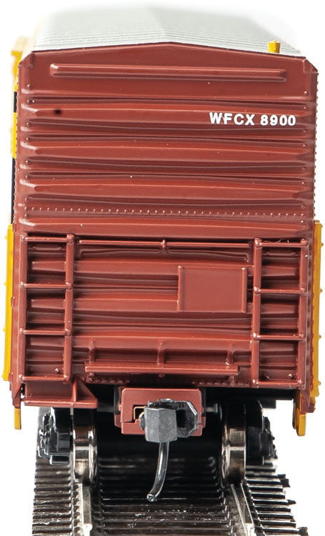 Walthers Walthers 910-3911 57' Mechanical Reefer - WFCX - Great Northern #8900 (HO Scale) Walthers Mainline 910-3911