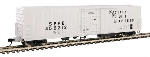 Walthers Walthers 910-3965 57' Mechanical Reefer - SP - Southern Pacific SPFE #456349 HO Scale