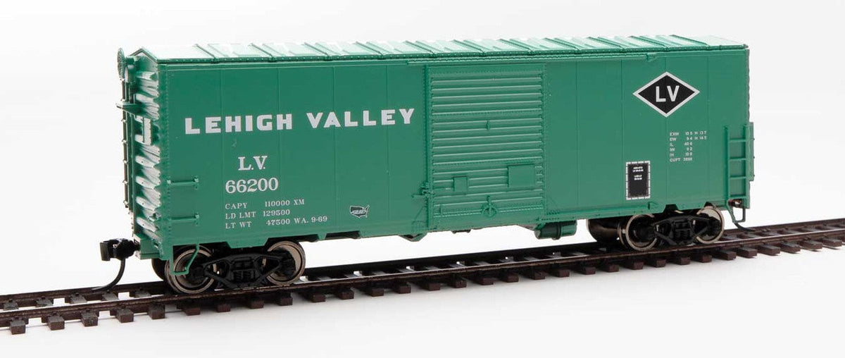 Walthers Walthers 910-45011 40' ACF Modernized Welded Boxcar LV - Lehigh Valley #66200 HO Scale