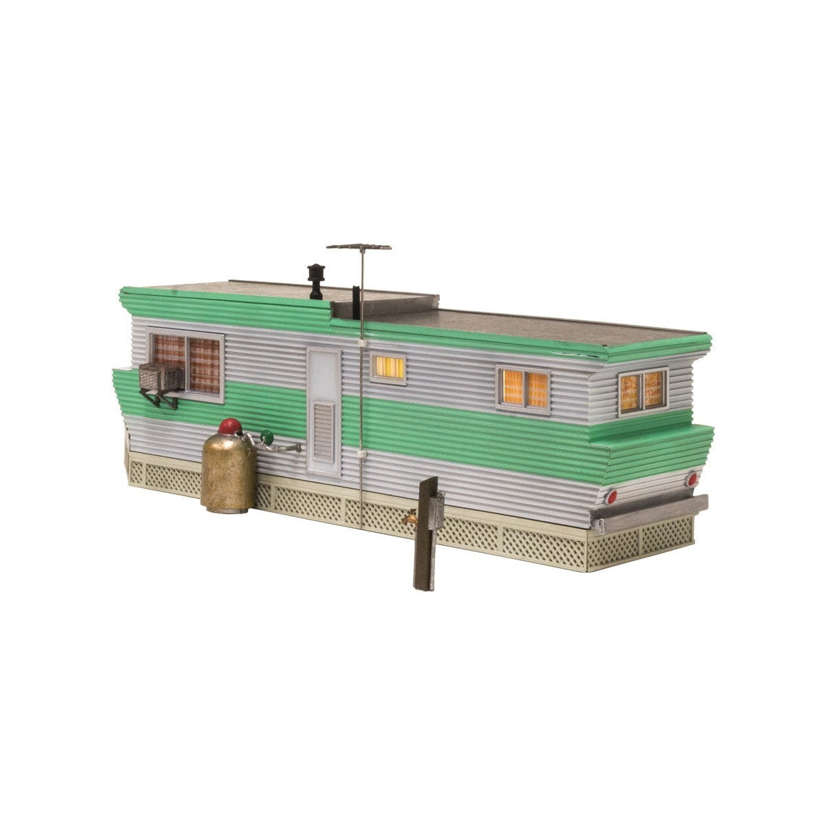 Woodland Scenics Woodland Scenics O Scale Grillin' & Chillin' Trailer (Lit) Built and Ready