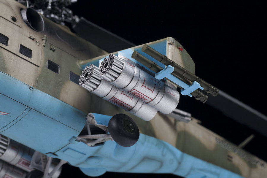 Zvezda MODEL AIRCRAFT Zvezda 1/48 Russian Mil Mi24P Attack Helicopter Kit