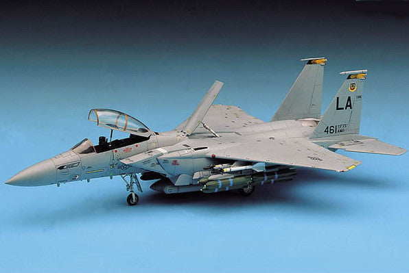 Academy MODEL AIRPLANES Academy 1/72 F15E Strike Eagle USAF Fighter Kit