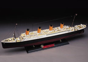 Academy MODEL SHIPS Academy 1/400 RMS Titanic Ocean Liner Kit