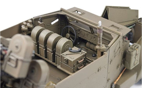 AFV Club MILITARY MODEL AFV Club 1/35 M16 MGMC Meat Chopper Self-Propelled Anti-Aircraft Gun Halftrack (New Tool) Kit