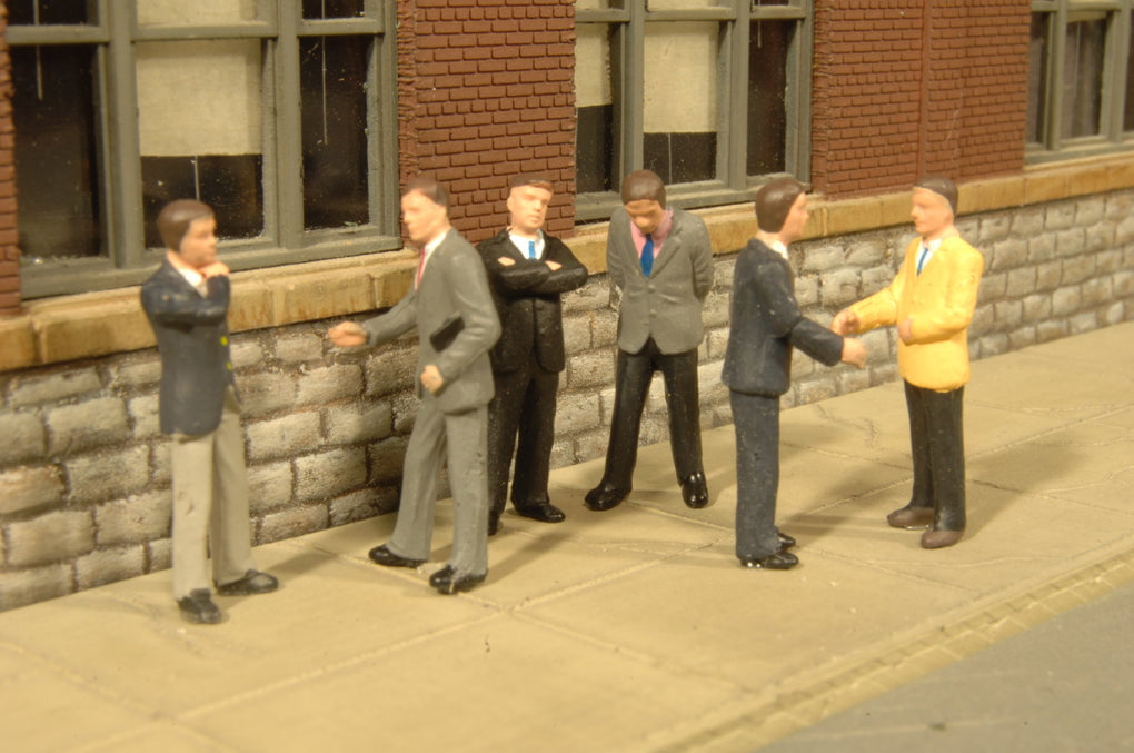 Bachmann Figures Bachmann SceneScapes 33112 HO Scale Businessmen Figures (6 Pack)