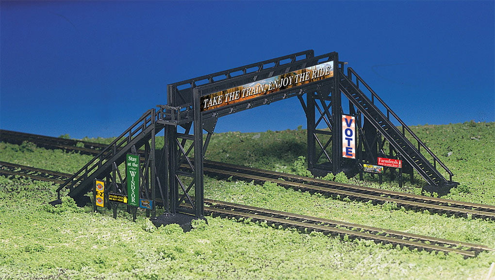 Bachmann Scene Detail Bachmann Plasticville 45172 HO Scale Overhead Pedestrian Foot Bridge Kit