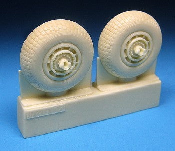 Barracudda Studios DETAIL PARTS Barracuda Studios  Avro Shackleton MR 2 AEW 2 Wheel Set (Resin) 1/72