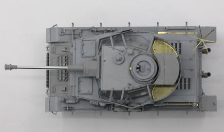 Border Models MILITARY MODEL Border  PzBeobWg IV Ausf J Tank w/Commander & Infantry 1/35