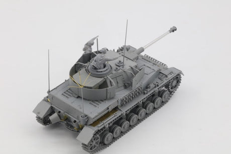 Border Models MILITARY MODEL Border  PzBeobWg IV Ausf J Tank w/Commander & Infantry 1/35