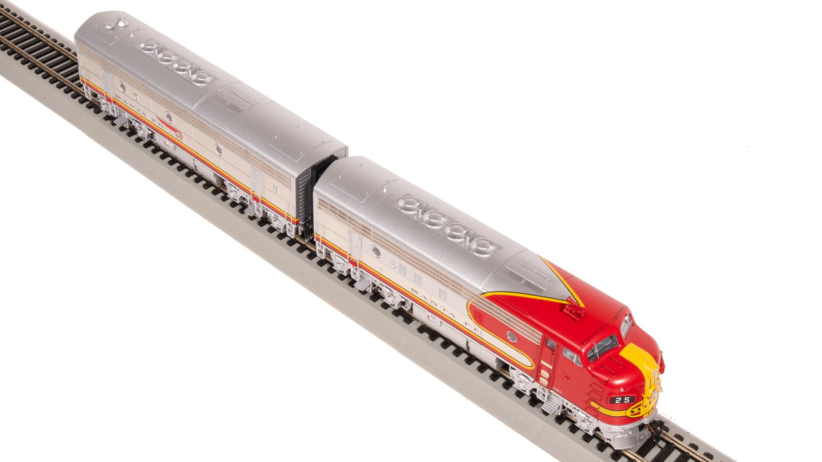 Broadway Limited Imports Diesel - Four Axle BLI 8160 HO Scale EMD F3A F3B Set Santa Fe Warbonnet ATSF 25L/25A Paragon4