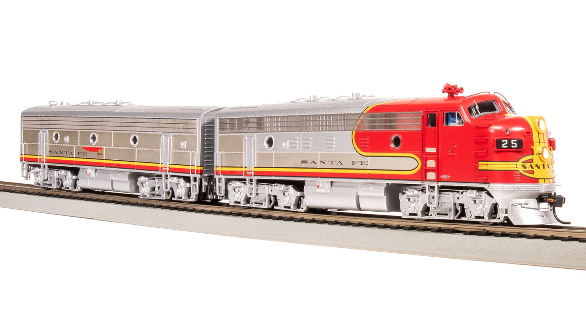 Broadway Limited Imports Diesel - Four Axle BLI 8160 HO Scale EMD F3A F3B Set Santa Fe Warbonnet ATSF 25L/25A Paragon4