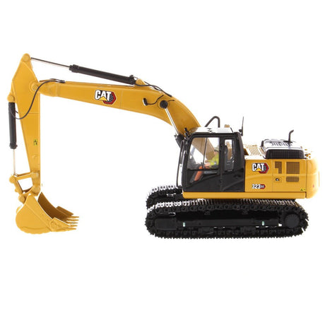 Diecast Masters Cat® 323 GX Hydraulic Excavator - 1/50