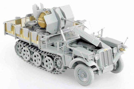 Dragon MILITARY MODEL Dragon 1/35 SdKfz 10/5 Light Halftrack w/2cm FlaK 38 Gun Kit