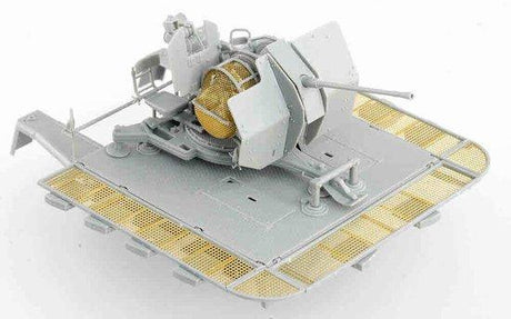 Dragon MILITARY MODEL Dragon 1/35 SdKfz 10/5 Light Halftrack w/2cm FlaK 38 Gun Kit
