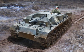 Dragon MILITARY MODEL Dragon 1/72 Stug III Ausf A Tank Kit