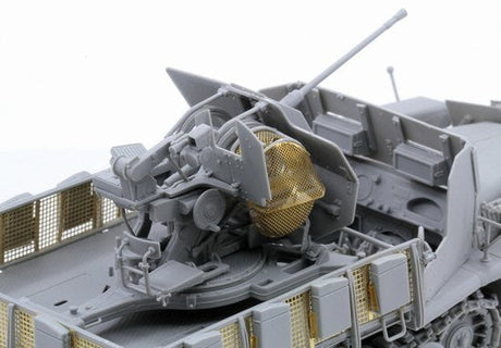 Dragon MILITARY MODEL Dragon Sdkfz 10/5 w/Armored Cab & 2cm Flak 38 Gun  1/35