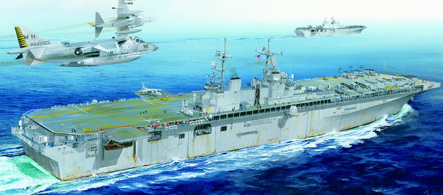 Hobby Boss MODEL SHIPS Hobby Boss 1/700 USS Boxer LHD-4 Kit