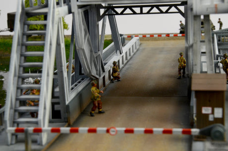 Italeri MILITARY MODEL Italeri 1/72 Pegasus Bridge Assault Battle Diorama Set (New Tool)