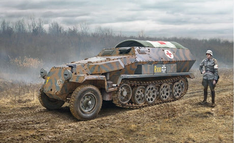 Italeri MILITARY MODEL Italeri 1/72 SdKfz 251/8 Halftrack Ambulance Kit