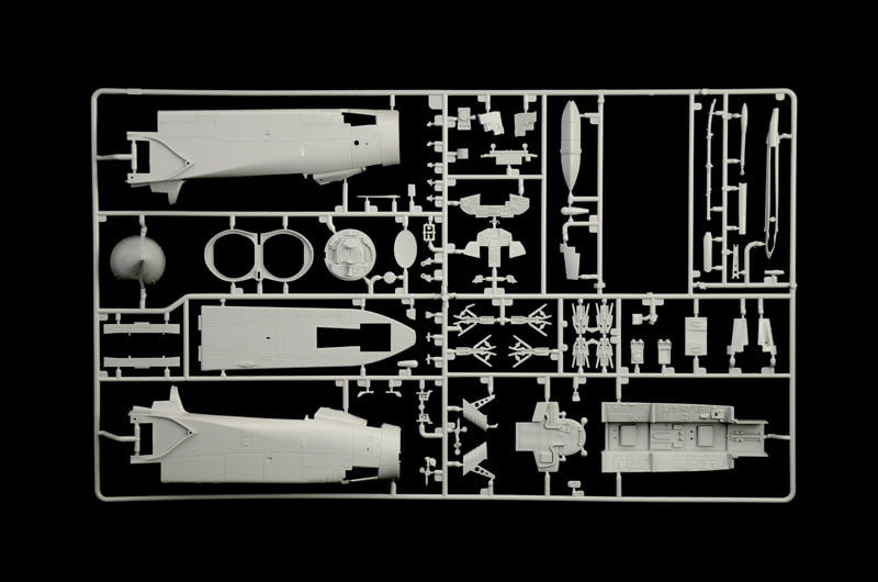 Italeri MODEL AIRCRAFT Italeri 1/32 Tornado ECR Jet Aircraft Kit